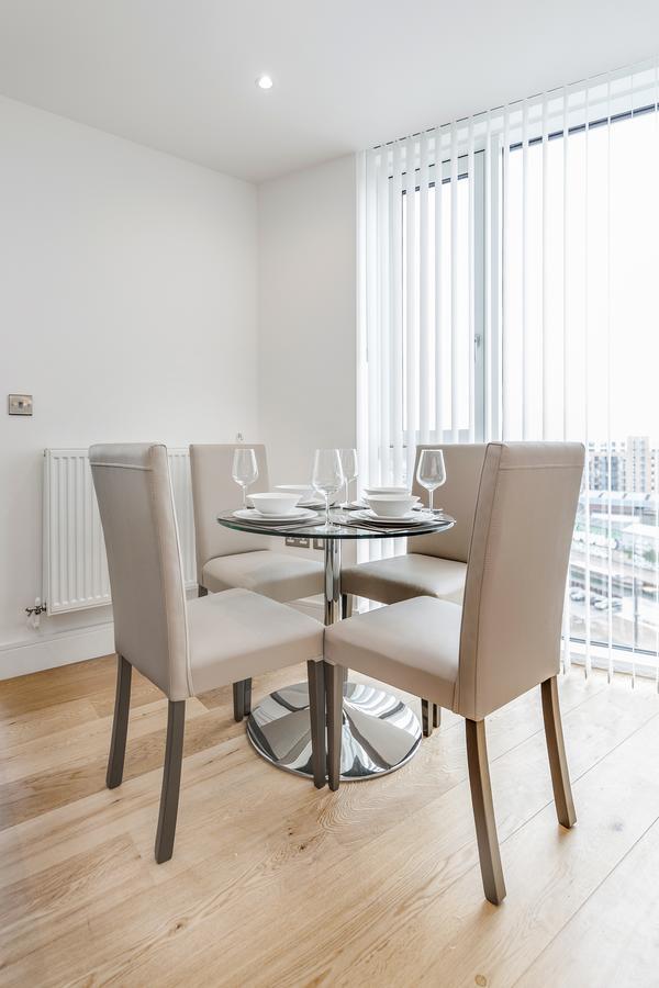 Luxury Stratford Apartment Londres Exterior foto